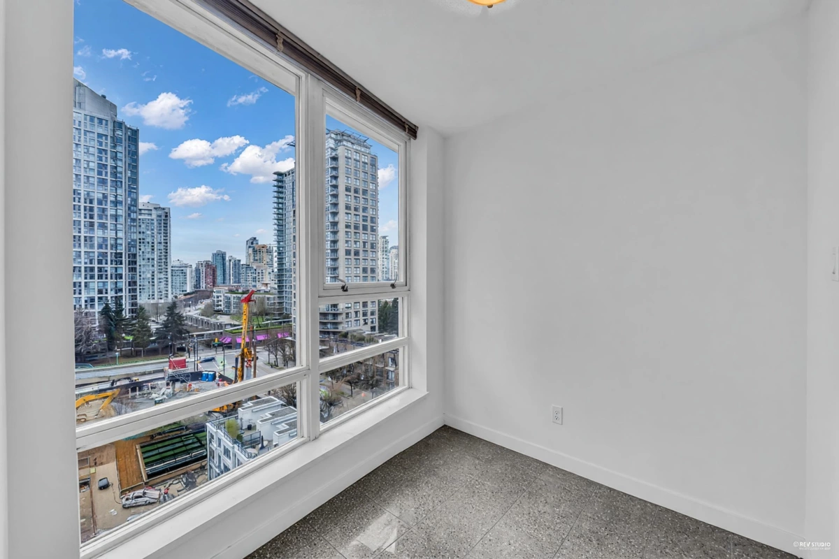 Bedroom 4 Photo of 1202 928 Beatty Street, Vancouver, BC