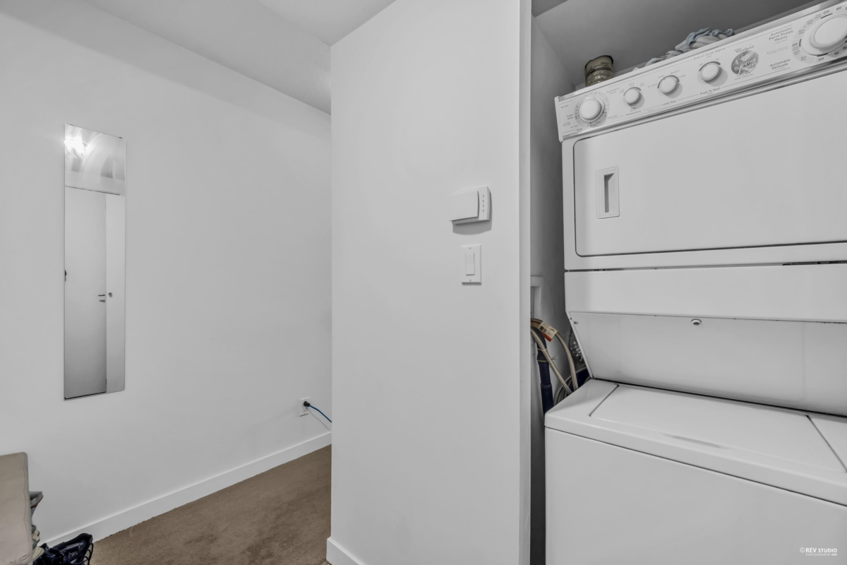 Guest Bathroom Photo of 1202 928 Beatty Street, Vancouver, BC