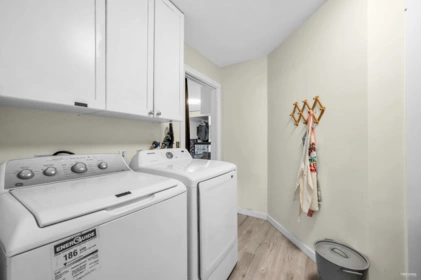 Hallway Photo of 22641 Kendrick Loop, Maple Ridge, BC