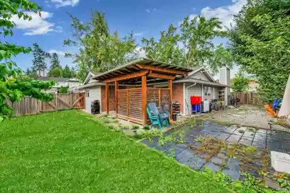 Swimming Pool Photo of 22641 Kendrick Loop, Maple Ridge, BC