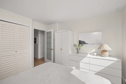 Guest Bathroom Photo of 207 1424 Walnut Street, Vancouver, BC