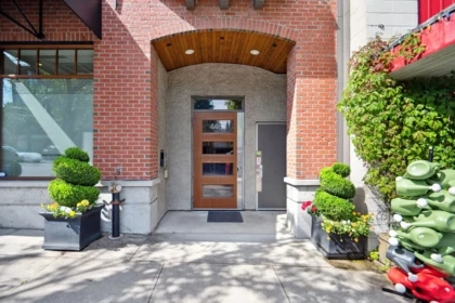 306 4463 W 10th Avenue, Vancouver, BC