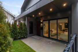 2 2539 Grant Street, Vancouver, BC