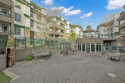 Hot Tub / Spa Photo of 208 1576 Merklin Street, White Rock, BC