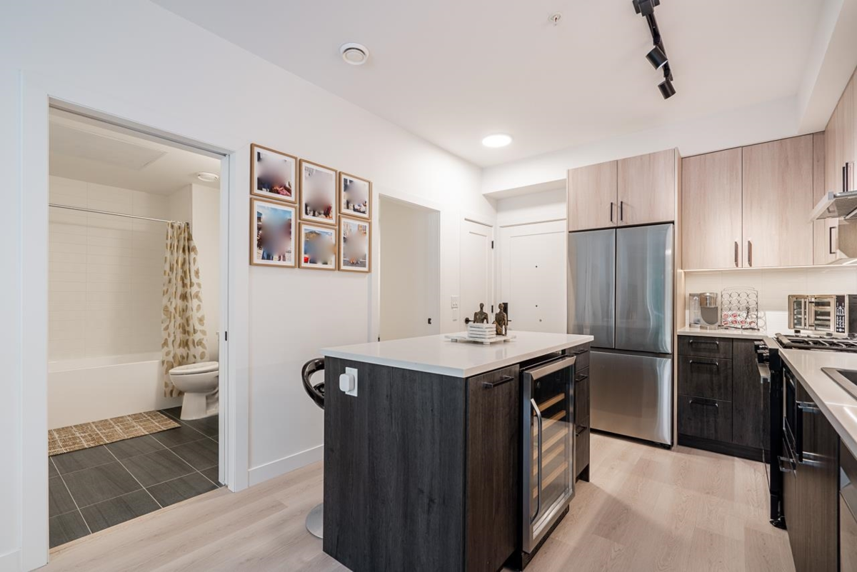 Dining Area Photo of 219 2002 St. George Street, Port Moody, BC