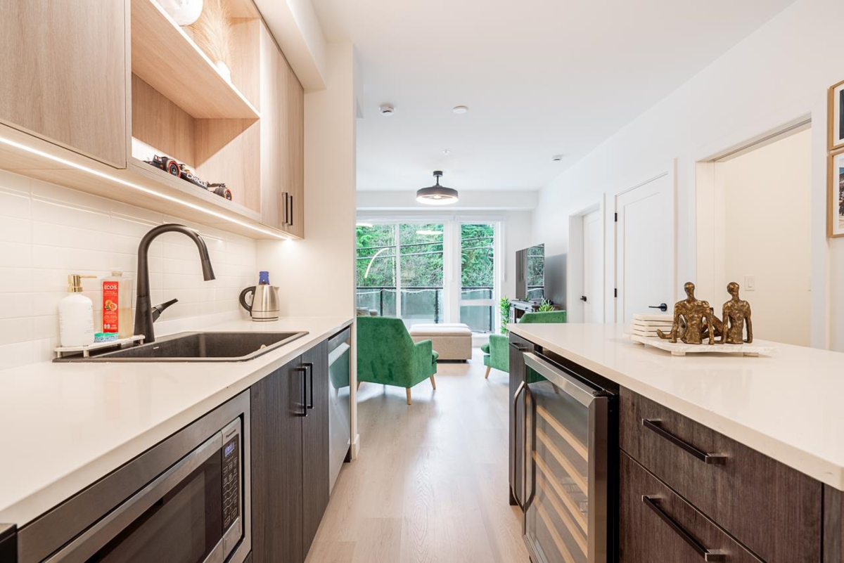 Pantry Photo of 219 2002 St. George Street, Port Moody, BC