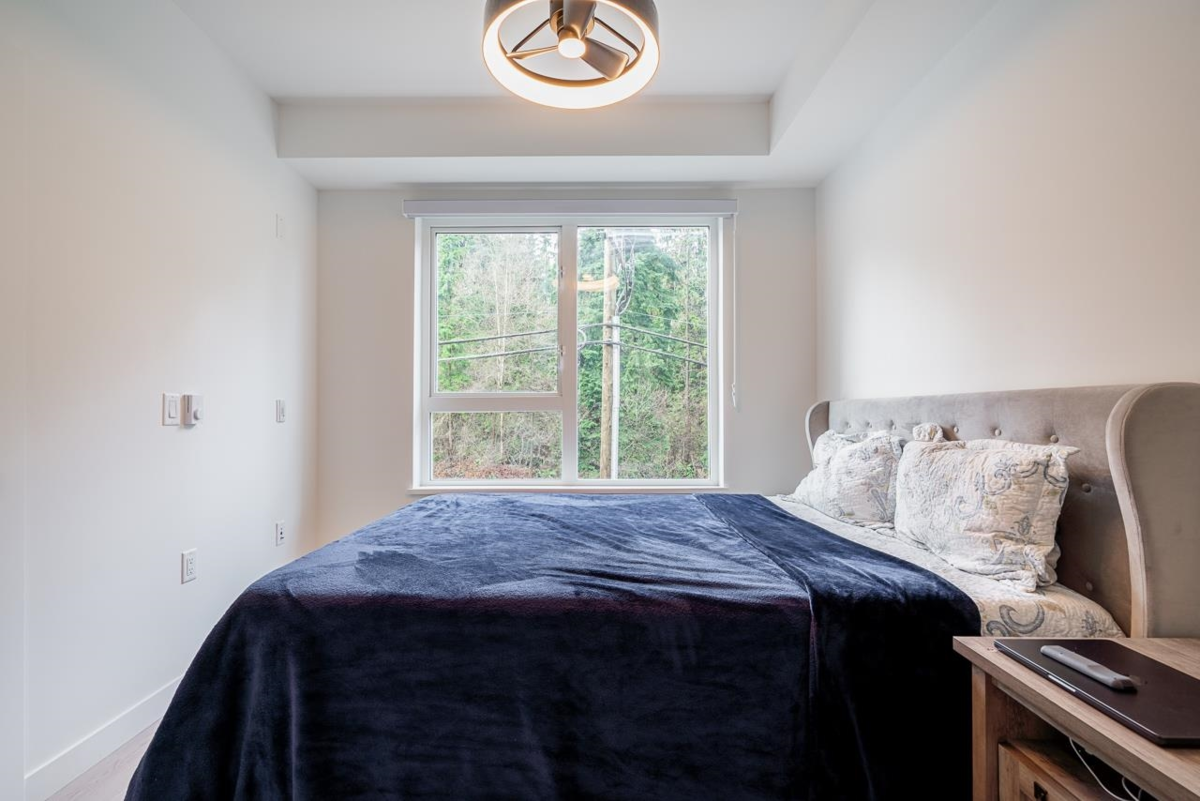 Powder Room Photo of 219 2002 St. George Street, Port Moody, BC