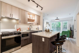 219 2002 St. George Street, Port Moody, BC