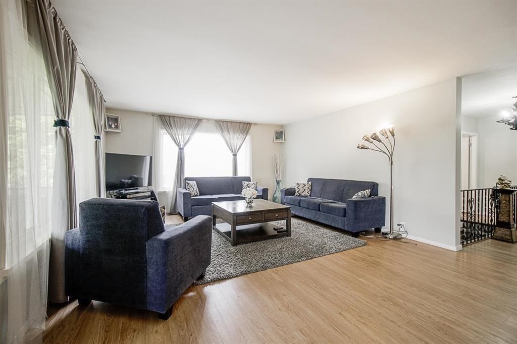 Dining Area Photo of 11429 139a Street, Surrey, BC