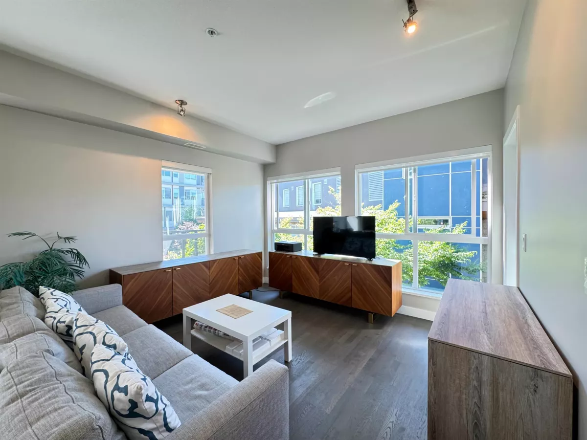 Guest Bathroom Photo of 206 10033 River Drive, Richmond, BC