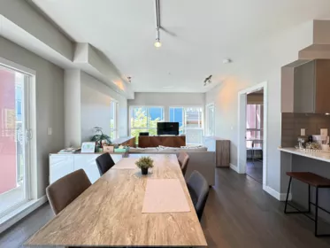 206 10033 River Drive, Richmond, BC