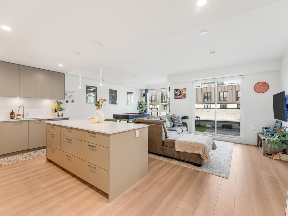 Dining Area Photo of 512 8380 200a Street, Langley, BC