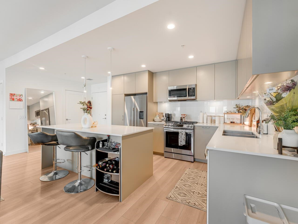 Primary Bathroom Photo of 512 8380 200a Street, Langley, BC