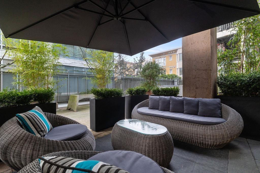 Entry Foyer Photo of 211&212 1529 W 6th Avenue, Vancouver, BC