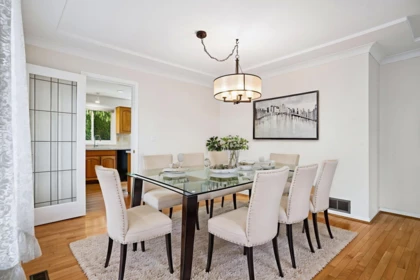 Dining Area Photo of 1 12923 17 Avenue, Surrey, BC