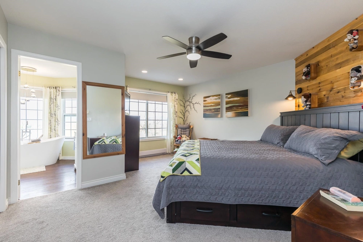 Entry Foyer Photo of 42602 Majuba Hill Road, Yarrow, BC