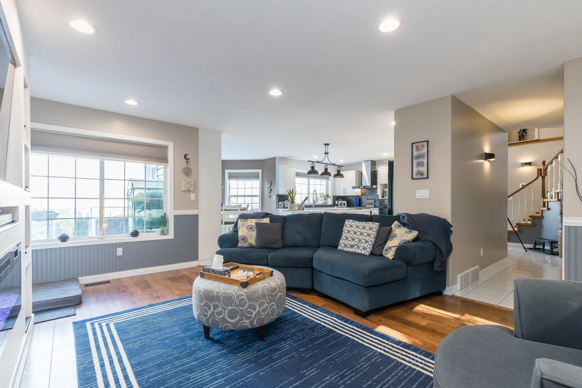Guest Bathroom Photo of 42602 Majuba Hill Road, Yarrow, BC