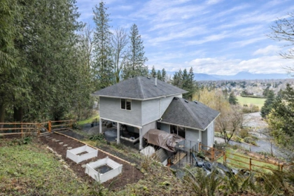 Outdoor Kitchen Photo of 42602 Majuba Hill Road, Yarrow, BC