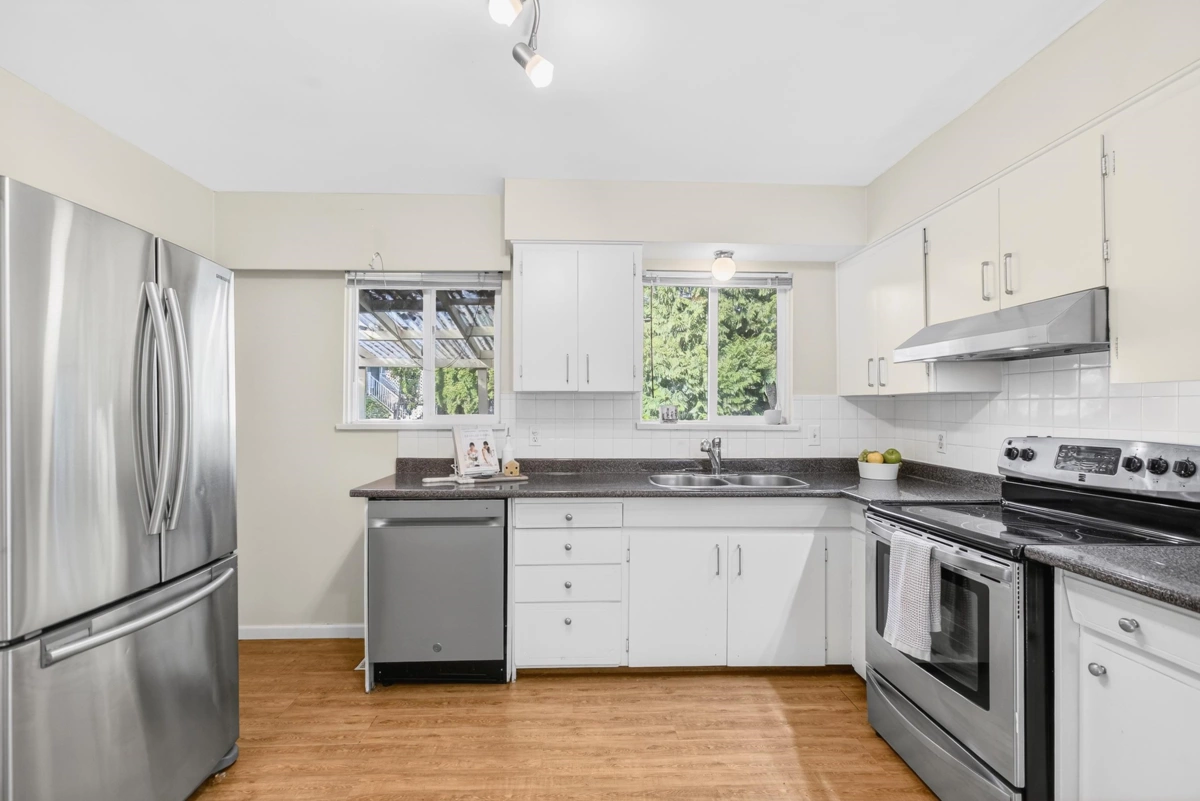 Basement Recreation Room Photo of 20409 122 Avenue, Maple Ridge, BC