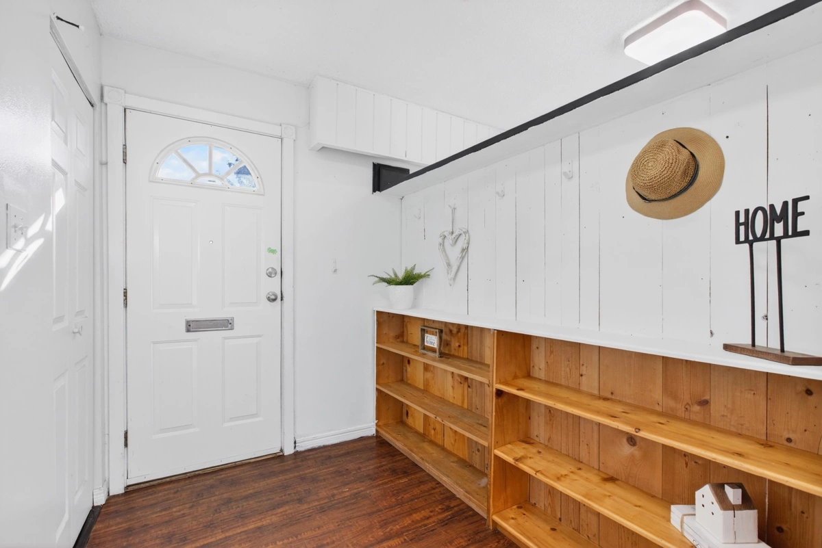 Dining Area Photo of 20409 122 Avenue, Maple Ridge, BC