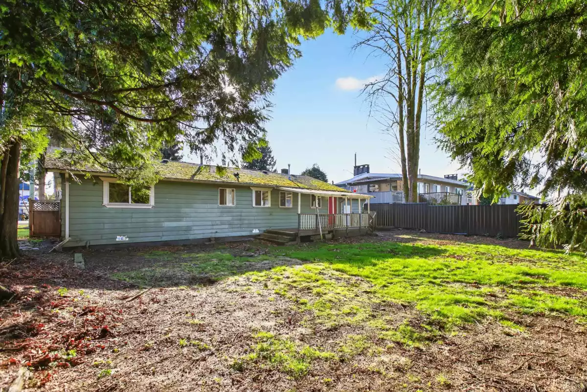 Garden / Landscaping Photo of 20409 122 Avenue, Maple Ridge, BC