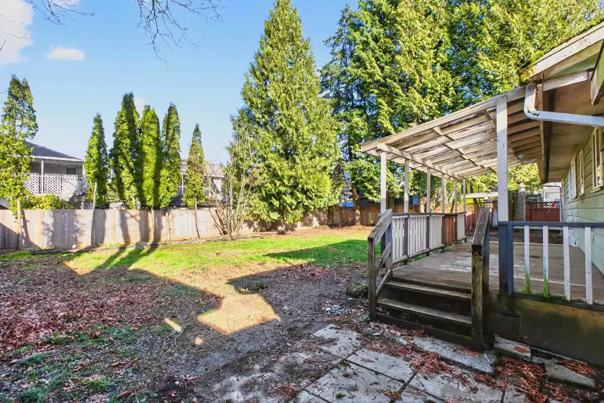 Outdoor Deck Photo of 20409 122 Avenue, Maple Ridge, BC