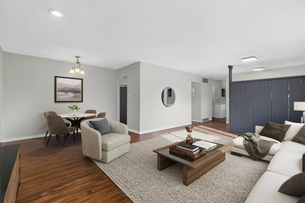 Primary Bathroom Photo of 20409 122 Avenue, Maple Ridge, BC