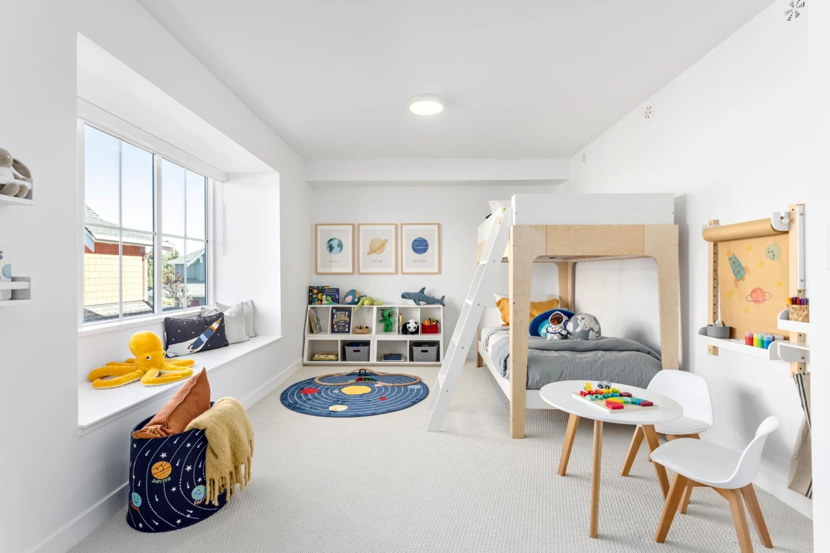 Family Room Photo of 4 6366 Dairy Avenue, Tsawwassen, BC