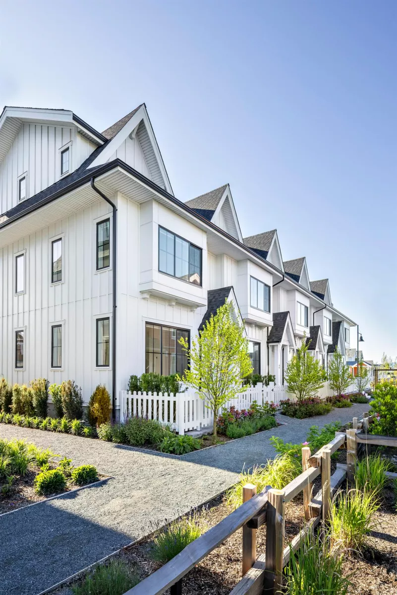 Kitchen Island Photo of 4 6366 Dairy Avenue, Tsawwassen, BC