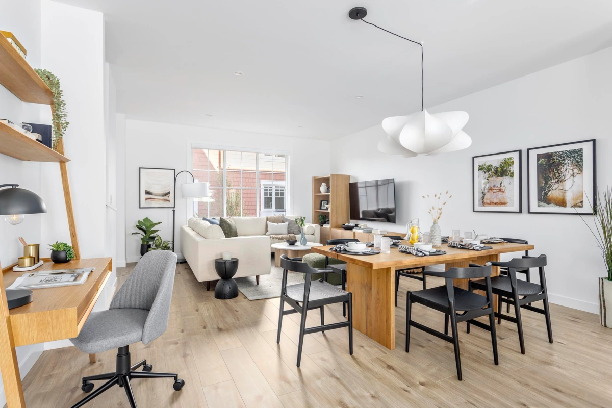 Living Room Photo of 4 6366 Dairy Avenue, Tsawwassen, BC