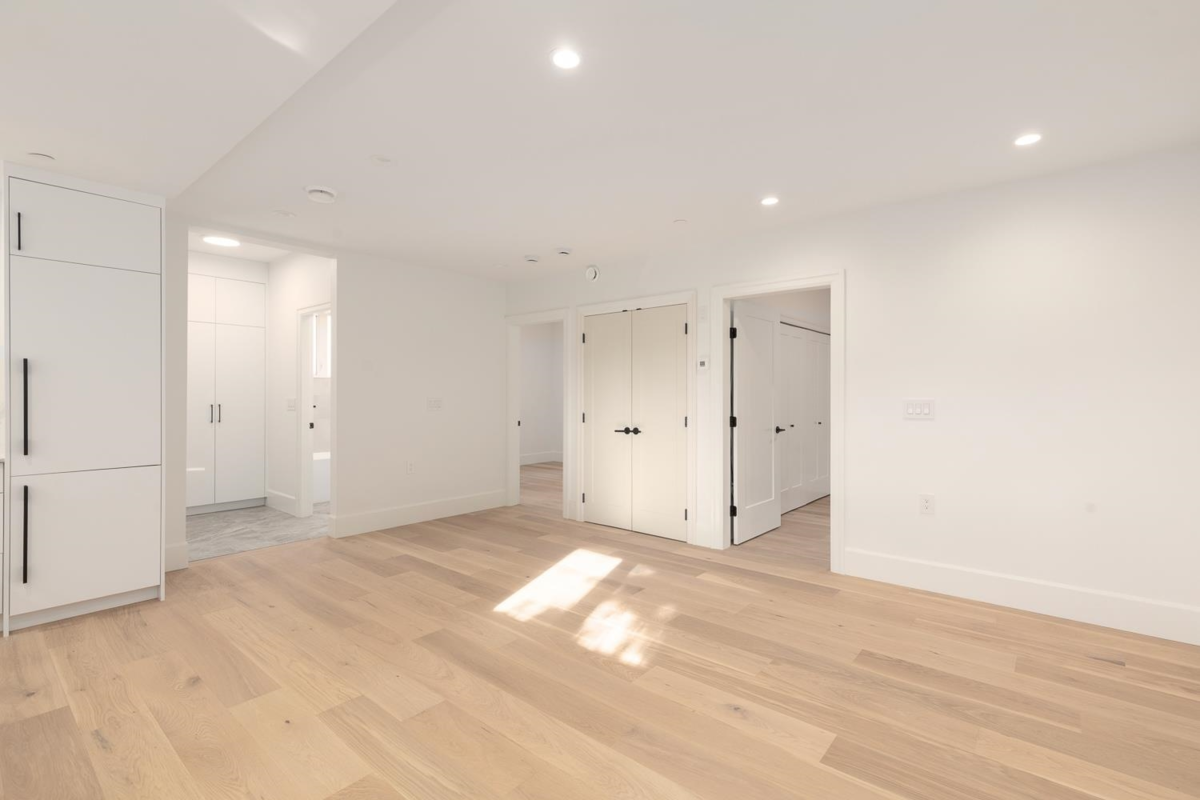 Breakfast Nook Photo of 853 E 19th Avenue, Vancouver, BC