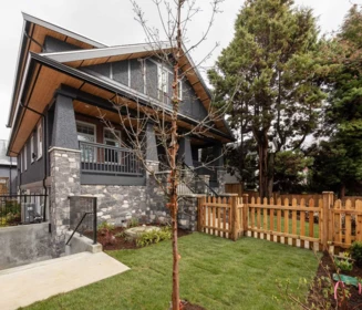 853 E 19th Avenue, Vancouver, BC, Fraser VE — 2 bed apartment/condo for sale