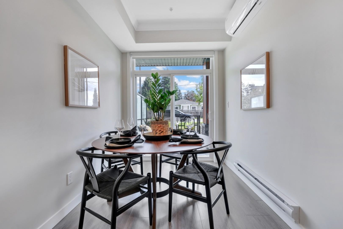 Office / Den Photo of 521 12143 223 Street, Maple Ridge, BC