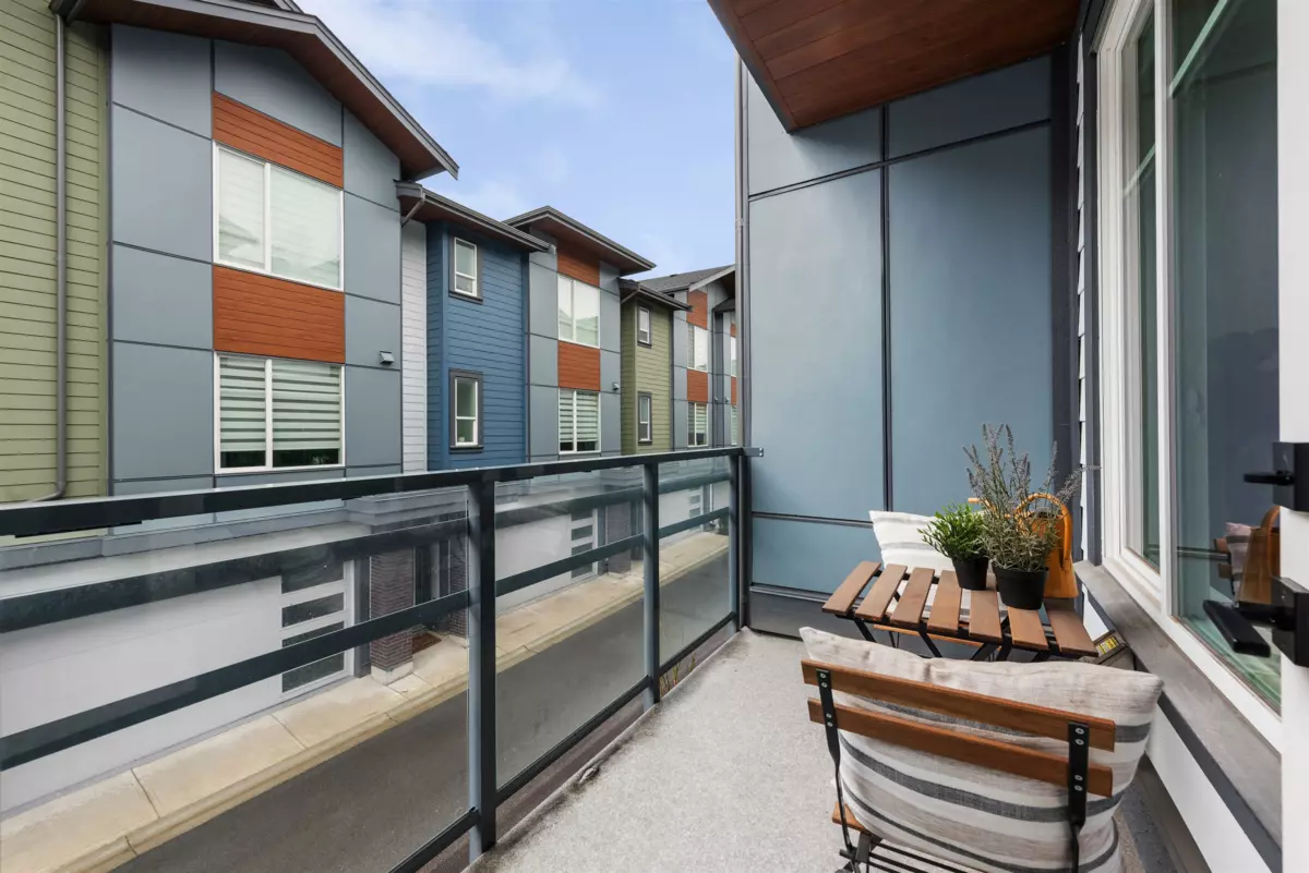 Outdoor Kitchen Photo of 49 20763 76 Avenue, Langley, BC