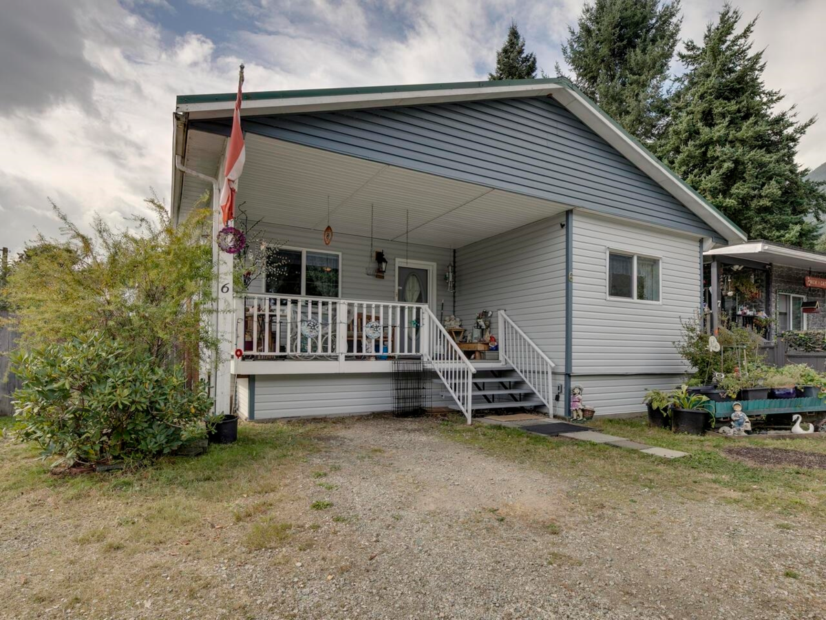 Exterior Front Photo of 6 41711 Taylor Road, Mission, BC
