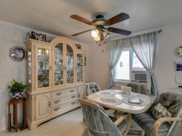 Breakfast Nook Photo of 6 41711 Taylor Road, Mission, BC