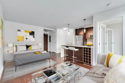 1404 888 Homer Street, Vancouver, BC