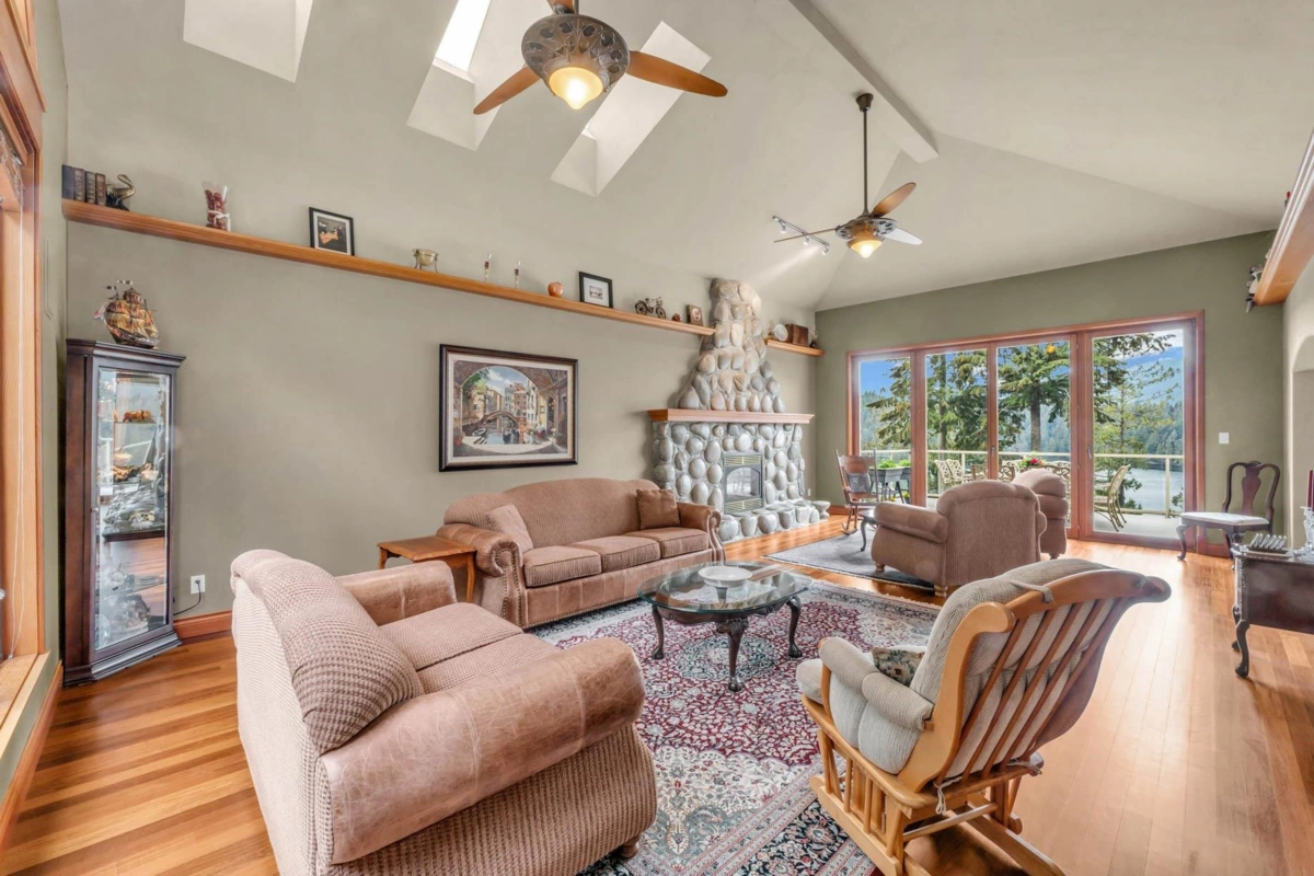 Kitchen Photo of 3411 Senkler Road, Belcarra, BC