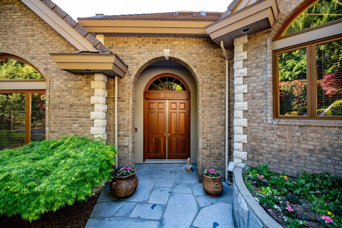Living Room Photo of 3411 Senkler Road, Belcarra, BC