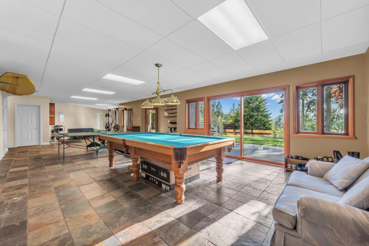 Outdoor Deck Photo of 3411 Senkler Road, Belcarra, BC