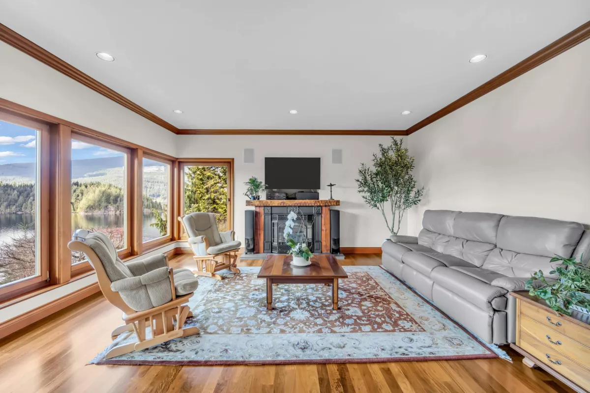 Powder Room Photo of 3411 Senkler Road, Belcarra, BC