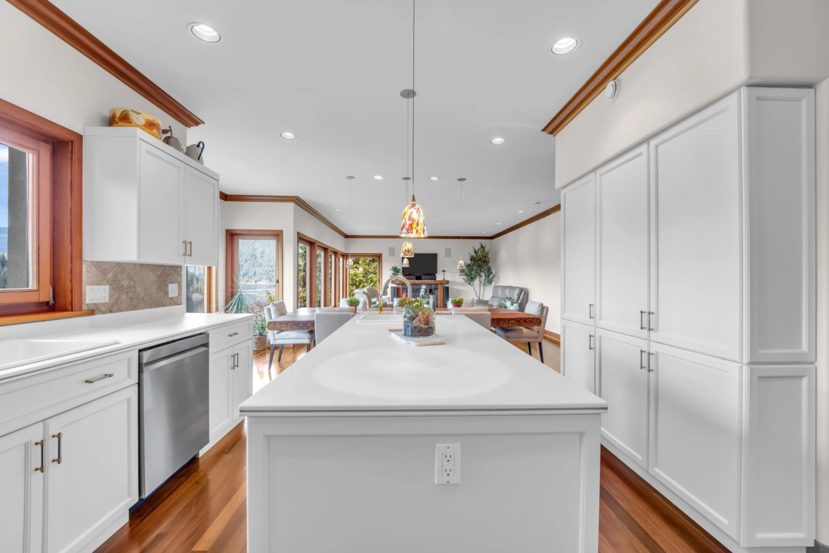 Walk-In Closet Photo of 3411 Senkler Road, Belcarra, BC