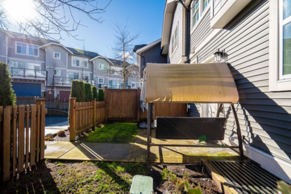 25 10488 124 Street, Surrey, BC, Surrey — Townhouse for sale