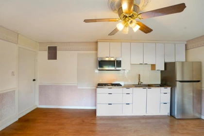 14957 Kew Drive, Surrey, BC