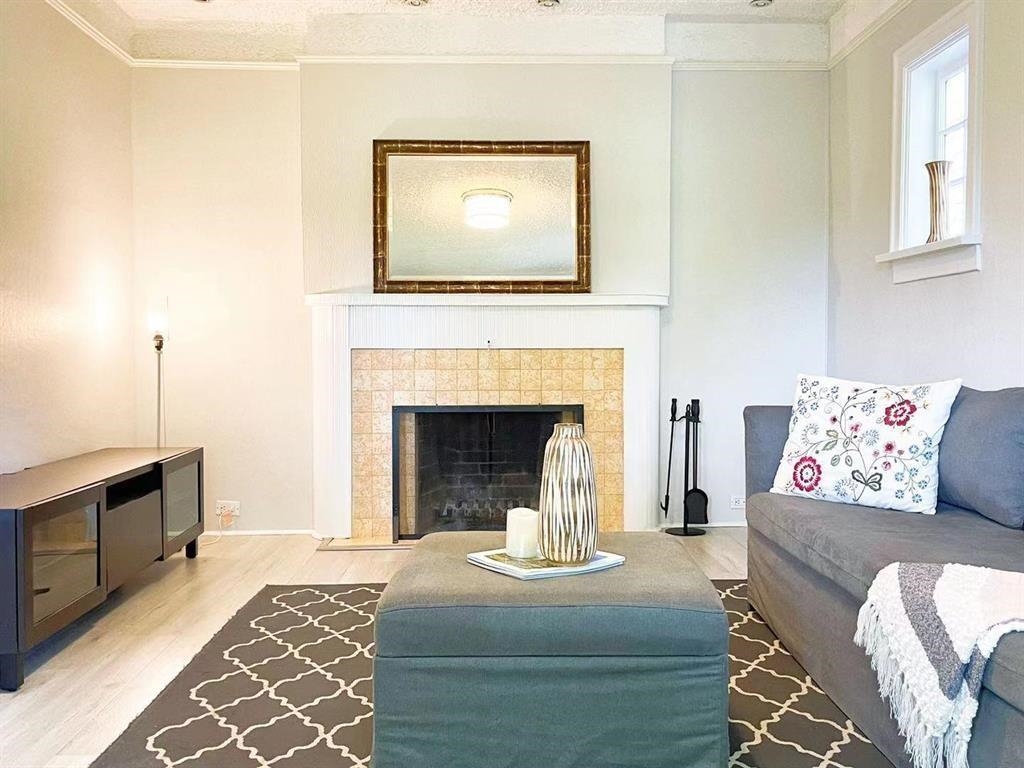 Living Room Photo of 3093 W 29th Avenue, Vancouver, BC