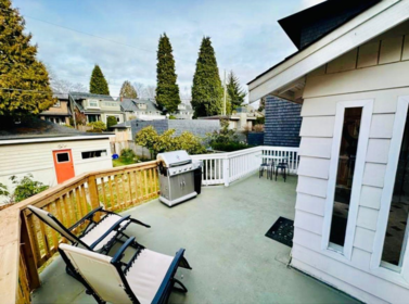 Kitchen Photo of 3093 W 29th Avenue, Vancouver, BC