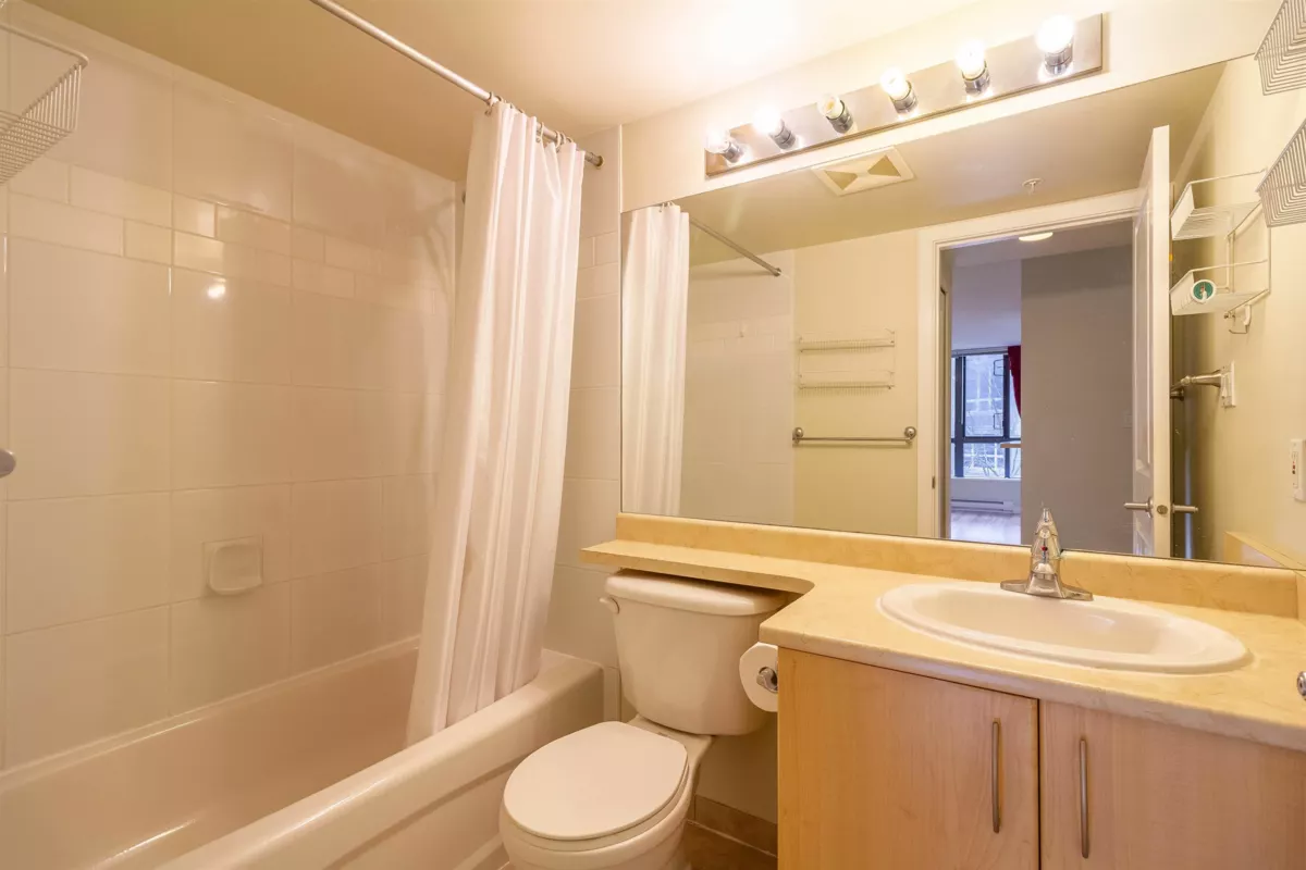 Primary Bathroom Photo of 305 3588 Crowley Drive, Vancouver, BC