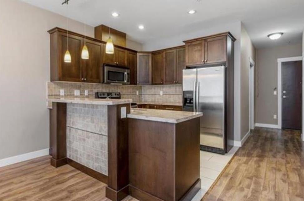 Dining Area Photo of 603 14333 104 Avenue, Surrey, BC