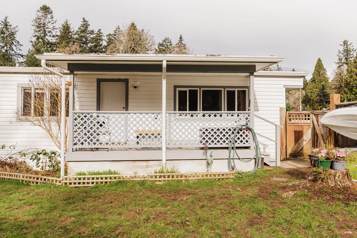 Exterior Rear Photo of 1 4514 Sunshine Coast Highway, Sechelt, BC