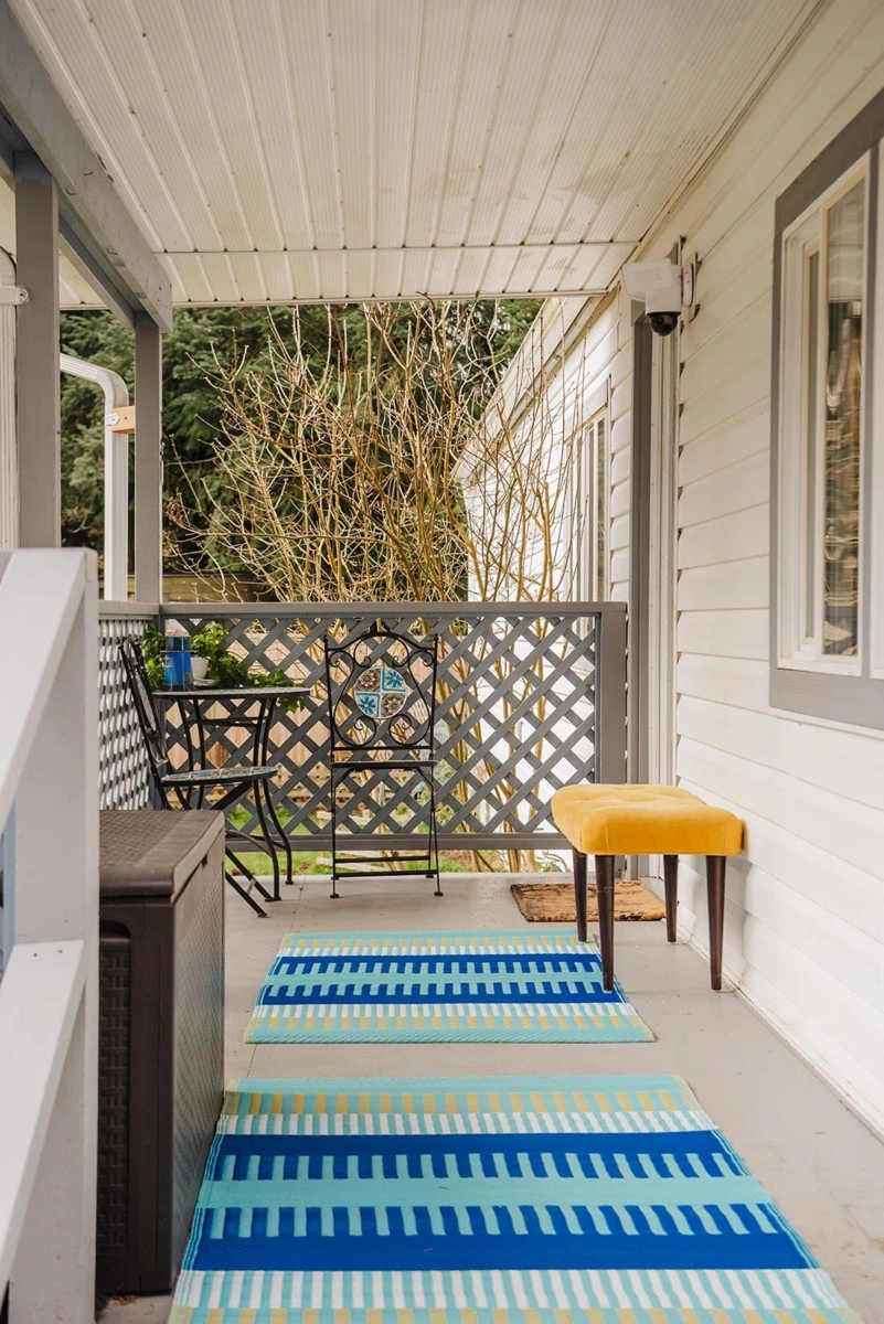 Kitchen Photo of 1 4514 Sunshine Coast Highway, Sechelt, BC
